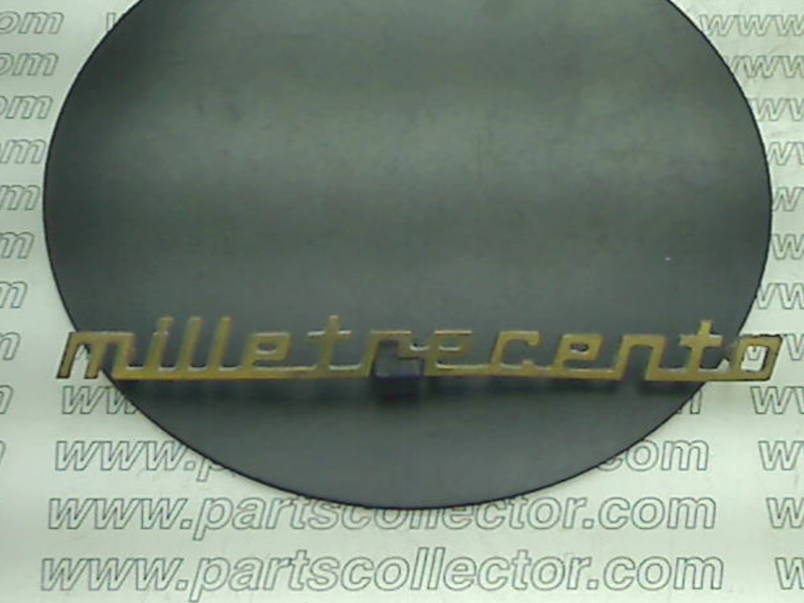 MILLETRECENTO EMBLEM